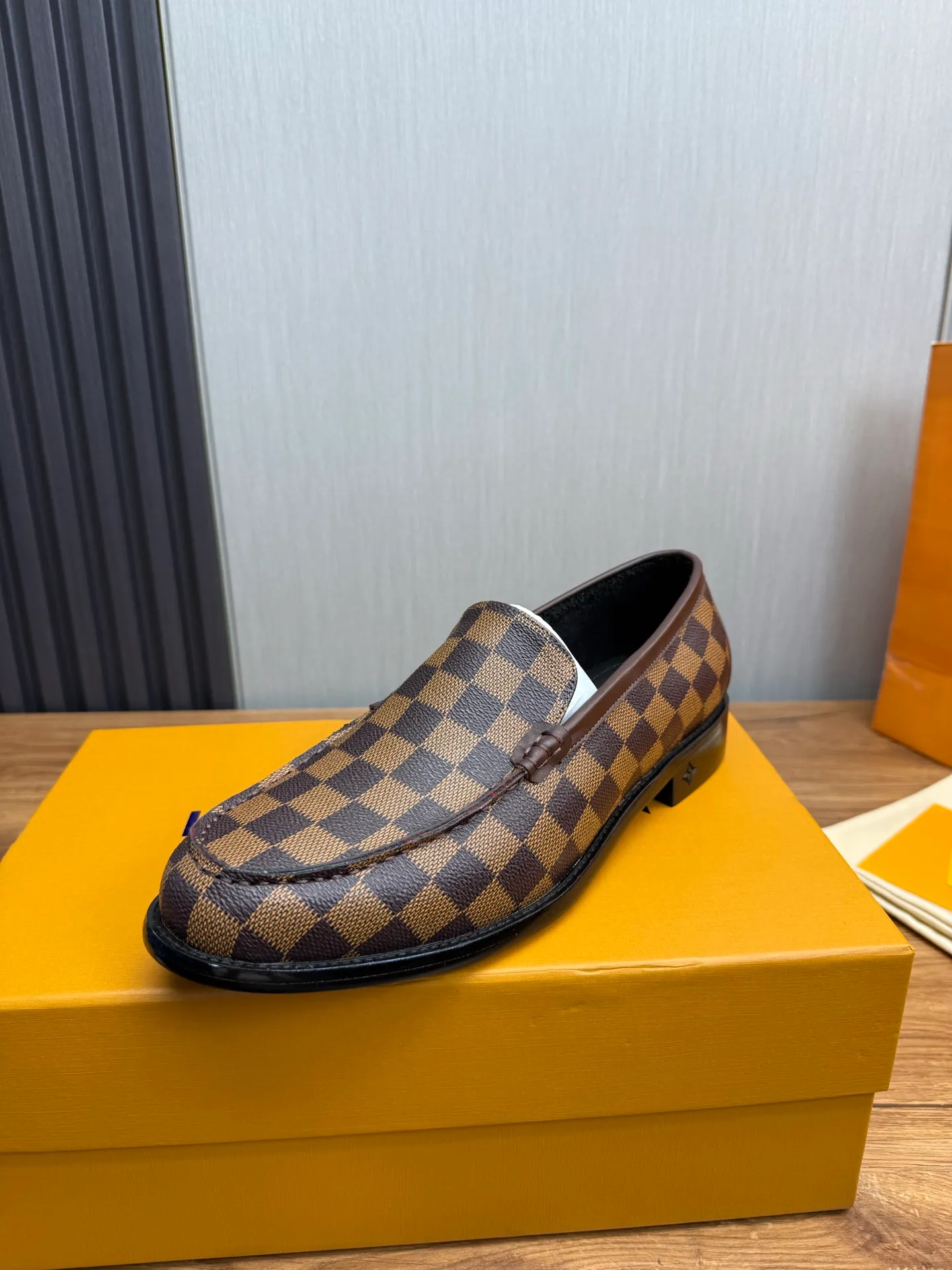 Factory 660💰 LV. Men's business casual leather shoes, all made of imported original brand leather, just to create a more comfortable wearing experience, original non-slip and wear-resistant outsole ✔️16-45 (38.45 non-returnable)